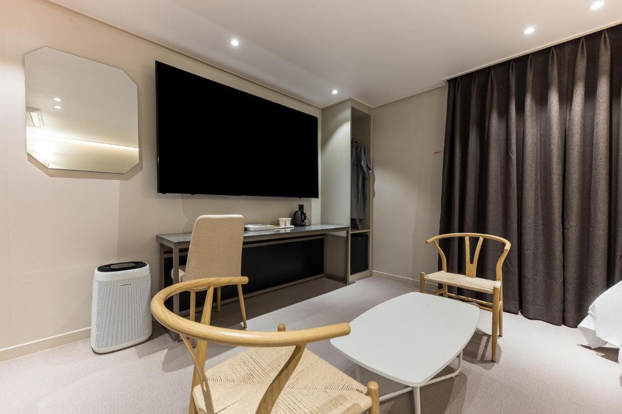 Hotel Lium Cheonan Dış mekan fotoğraf