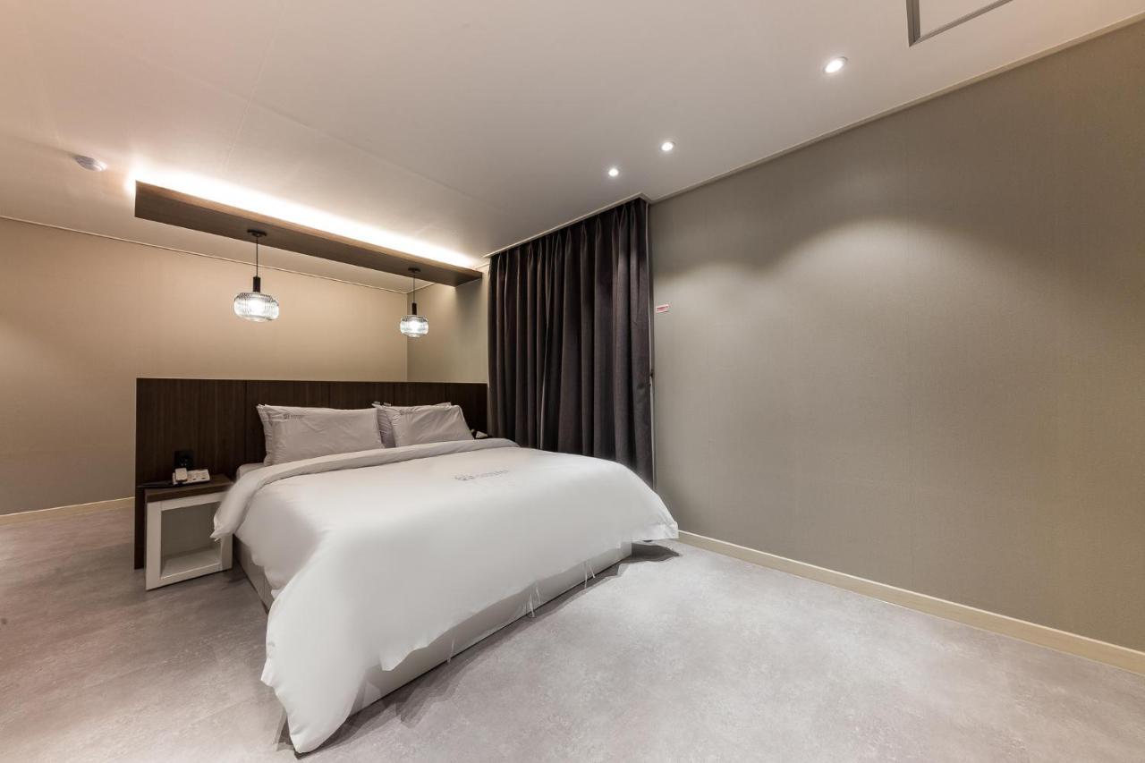 Hotel Lium Cheonan Dış mekan fotoğraf