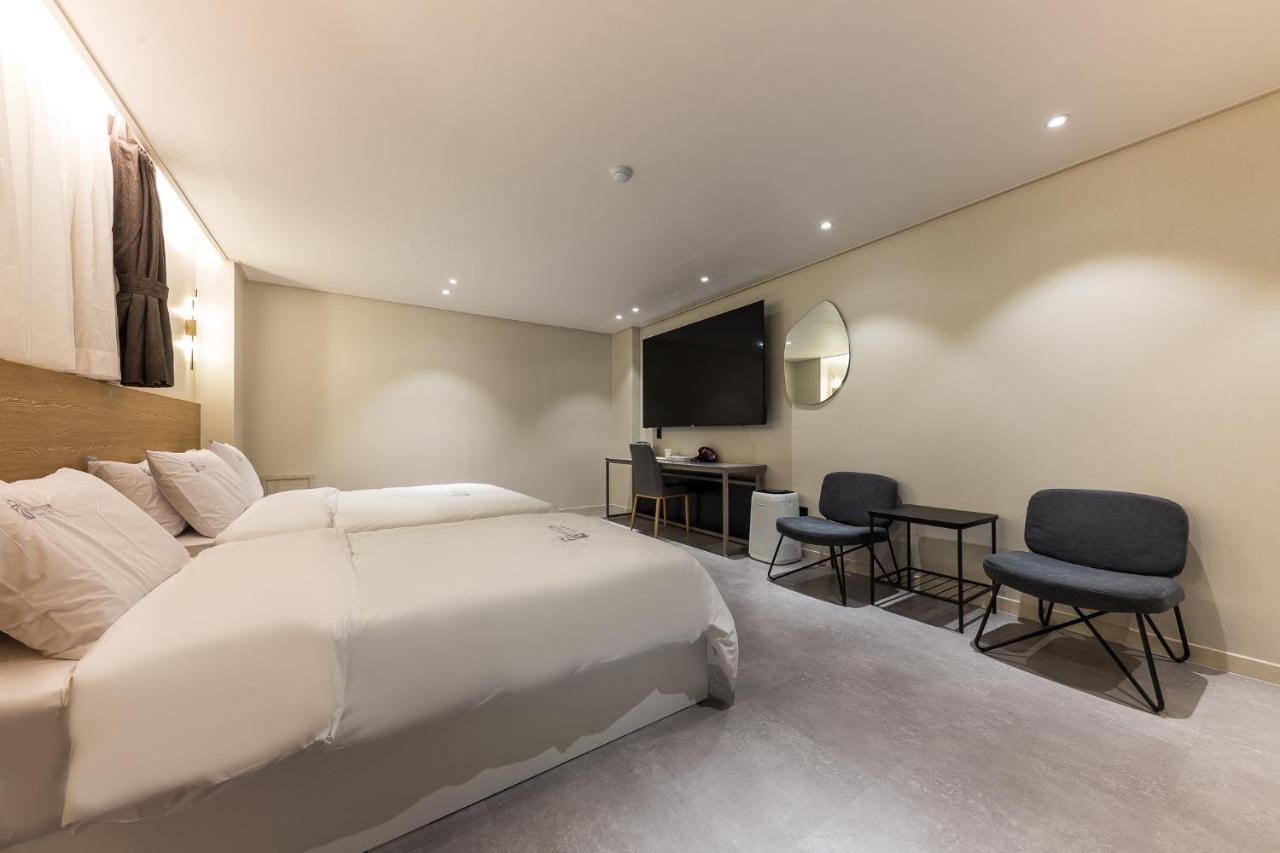 Hotel Lium Cheonan Dış mekan fotoğraf