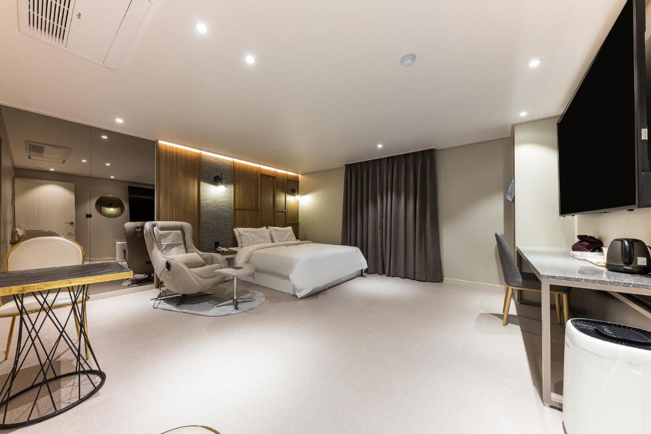 Hotel Lium Cheonan Dış mekan fotoğraf