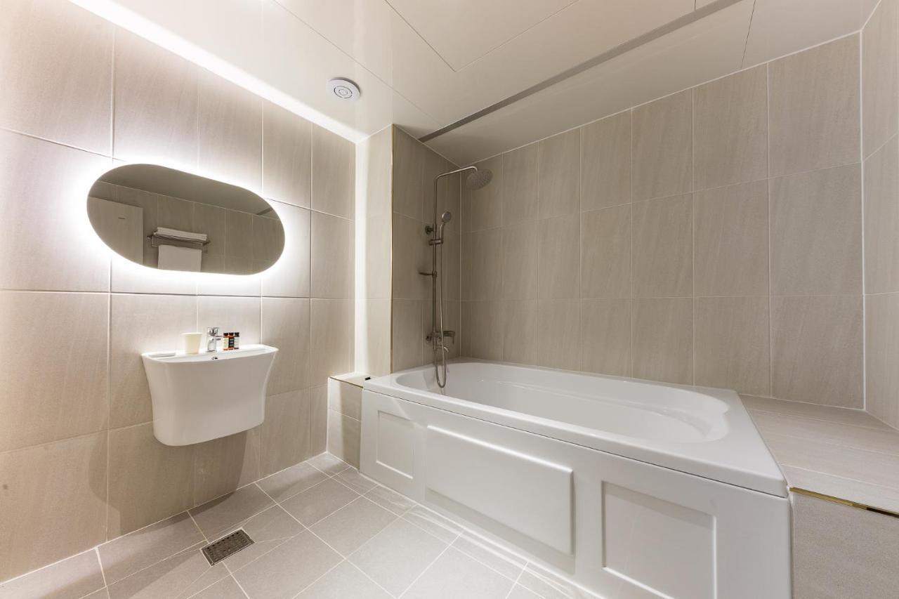 Hotel Lium Cheonan Dış mekan fotoğraf