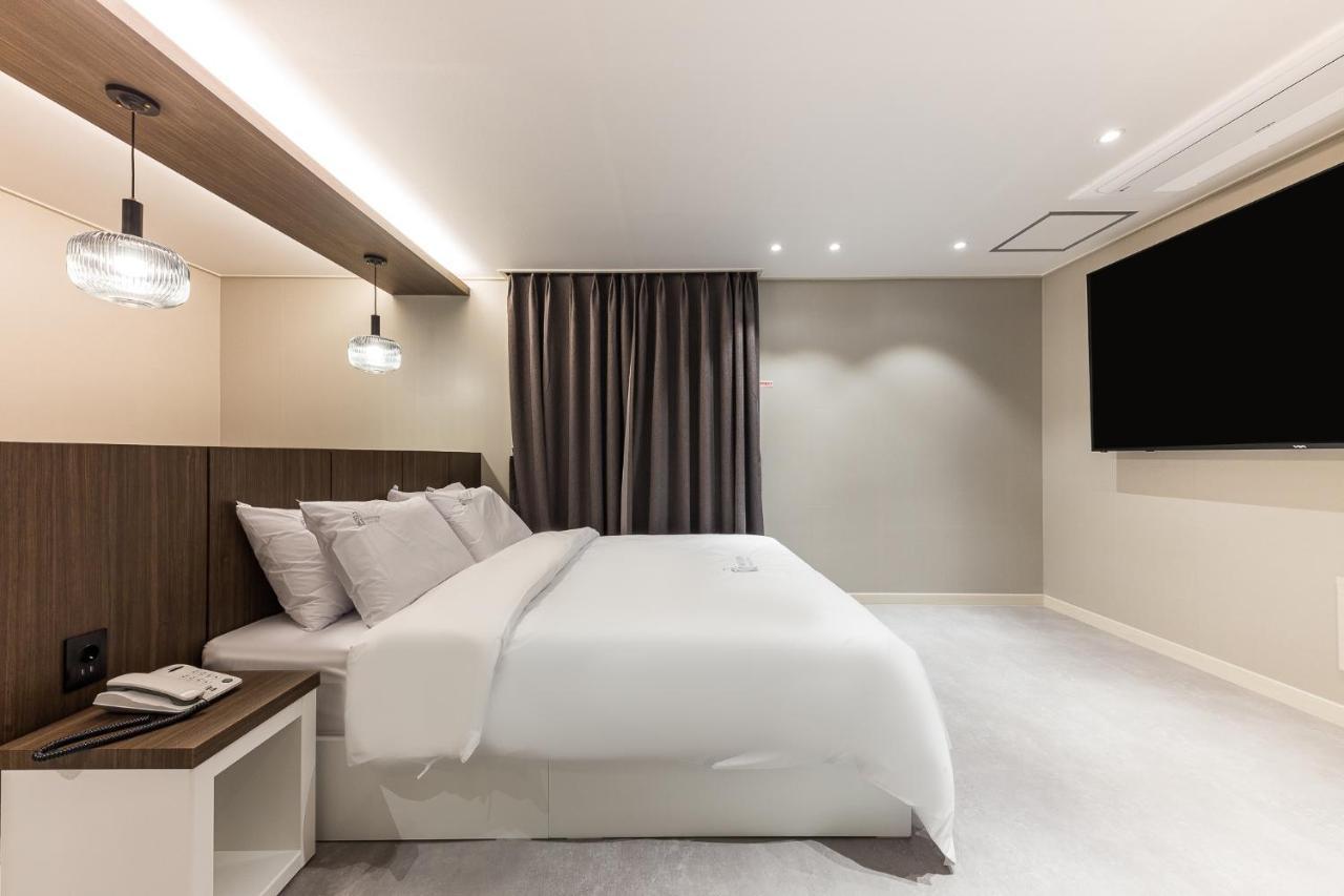 Hotel Lium Cheonan Dış mekan fotoğraf