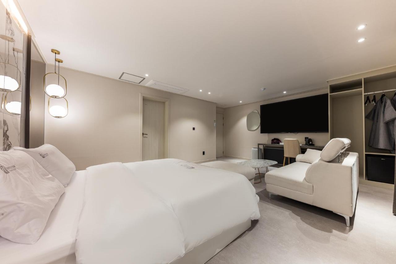 Hotel Lium Cheonan Dış mekan fotoğraf